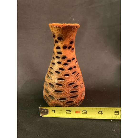 Vase - small - Banksia Nut - Picture 7 of 8